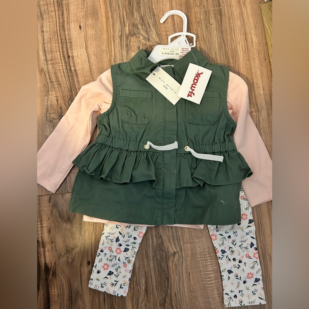 NWT 18 month Max Studio Kids 3 piece set